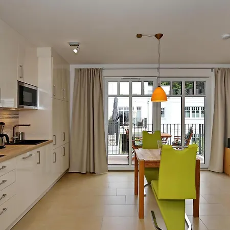 Apartment Linden-palais 27 *